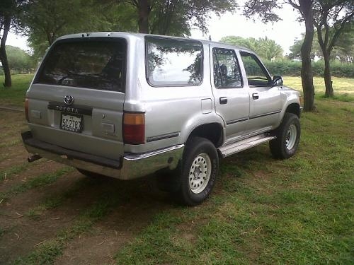 compro camioneta toyota runner #6